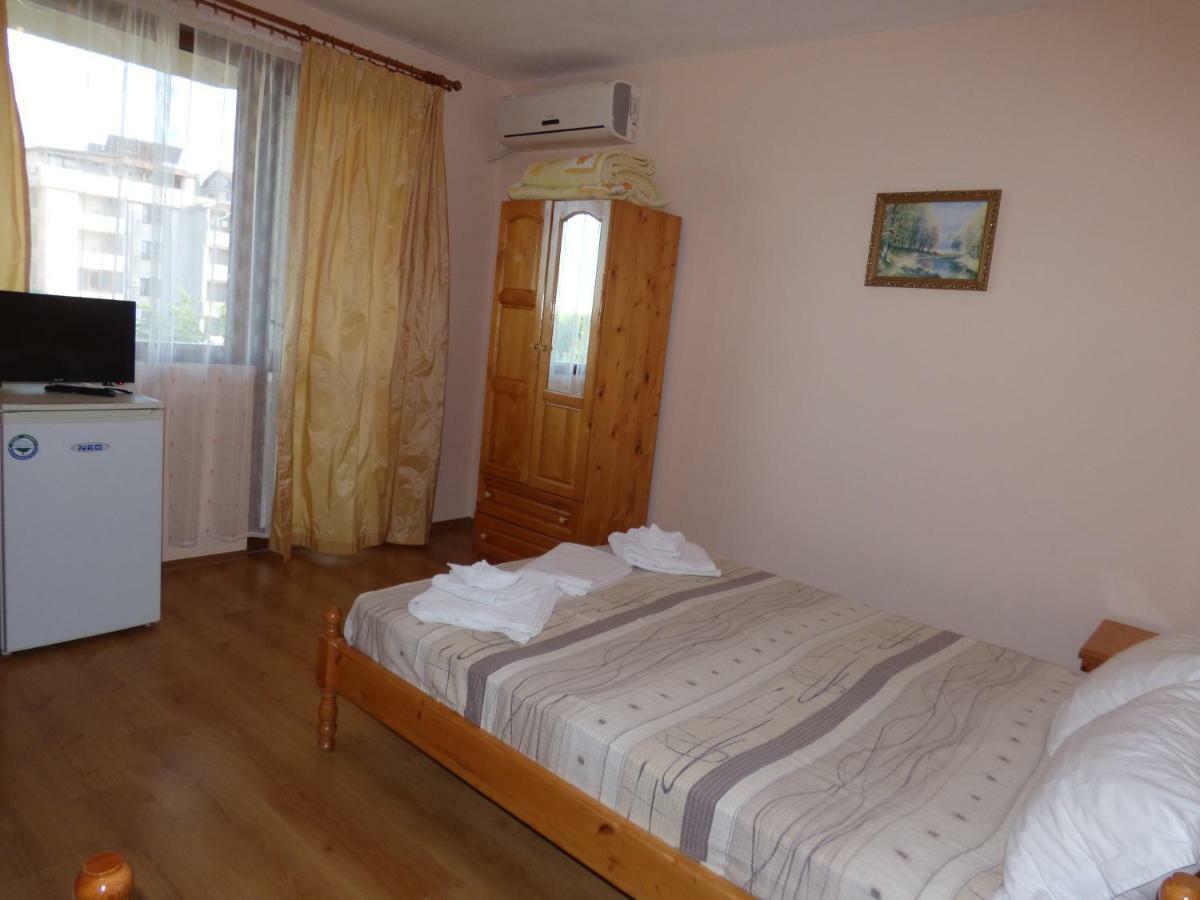 Guest House Ivanovi Черноморец Экстерьер фото