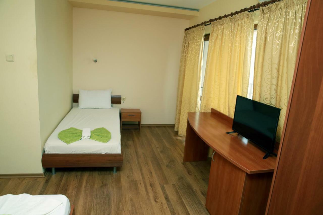 Guest House Ivanovi Черноморец Экстерьер фото