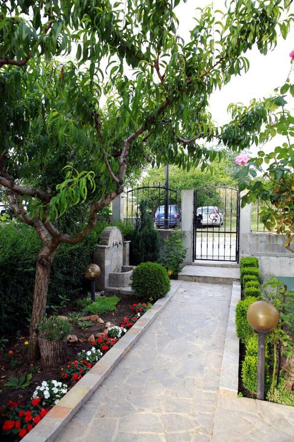 Guest House Ivanovi Черноморец Экстерьер фото